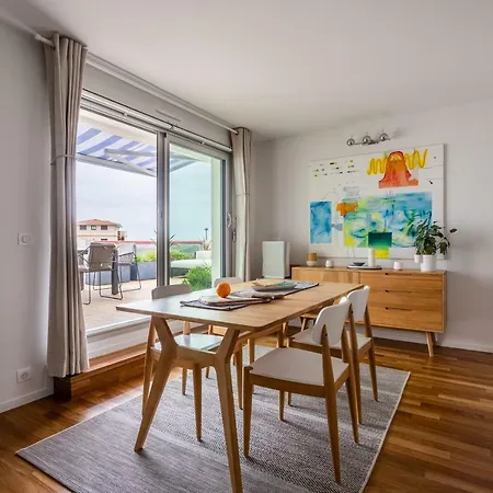 Vista Biarritz